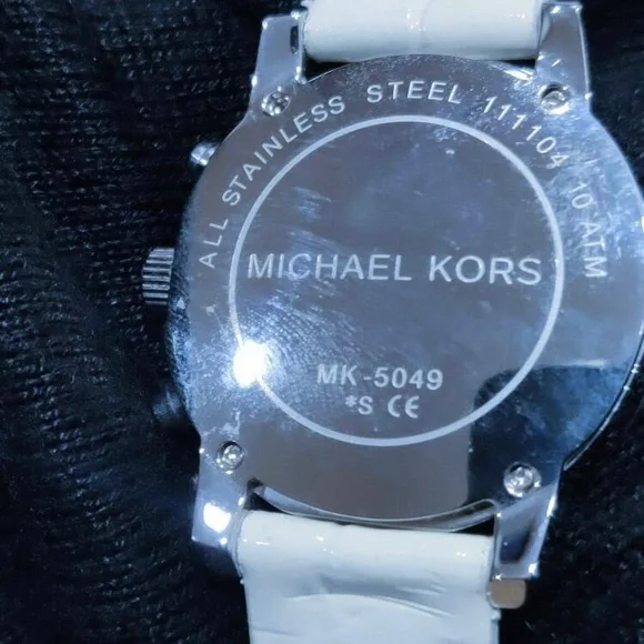 Michael Kors Jet Set Sports Mother of Pearl Dial Chrono Women's Watch EUC - Picture 4 of 10